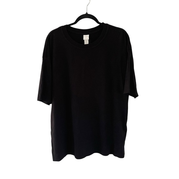 H&M Tops - H&M Women Tee Shirt Size M